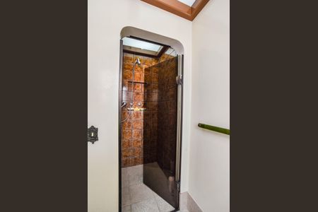 Apartamento à venda com 192m², 3 quartos e 2 vagas Apartamento à venda com 192m², 3 quartos e 2 vagasBanheiro Social