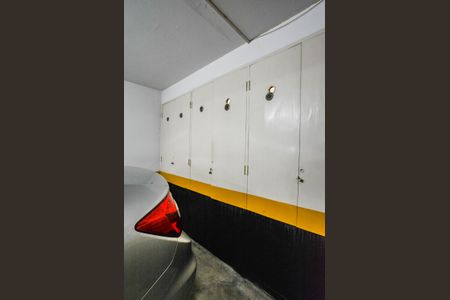 Apartamento à venda com 192m², 3 quartos e 2 vagas Apartamento à venda com 192m², 3 quartos e 2 vagasDeposito