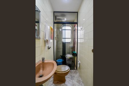 Apartamento à venda com 192m², 3 quartos e 2 vagas Apartamento à venda com 192m², 3 quartos e 2 vagasBanheiro de Serviço