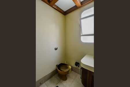 Apartamento à venda com 192m², 3 quartos e 2 vagas Apartamento à venda com 192m², 3 quartos e 2 vagasBanheiro Social