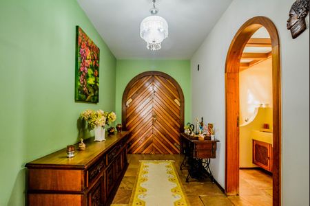 Apartamento à venda com 192m², 3 quartos e 2 vagas Apartamento à venda com 192m², 3 quartos e 2 vagasEntrada