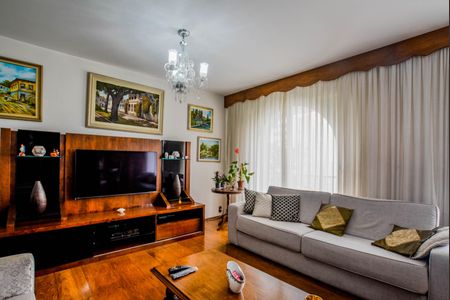 Apartamento à venda com 192m², 3 quartos e 2 vagas Apartamento à venda com 192m², 3 quartos e 2 vagasSala