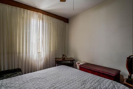 Apartamento à venda com 192m², 3 quartos e 2 vagas Apartamento à venda com 192m², 3 quartos e 2 vagasQuarto 1