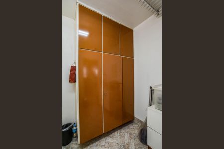 Apartamento à venda com 192m², 3 quartos e 2 vagas Apartamento à venda com 192m², 3 quartos e 2 vagasÁrea de Serviço
