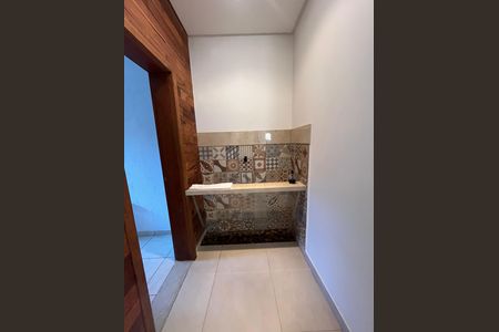 Casa à venda com 700m², 6 quartos e 2 vagas Casa à venda com 700m², 6 quartos e 2 vagaslavabo sala