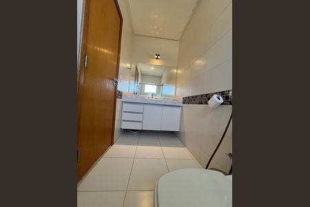 Casa à venda com 700m², 6 quartos e 2 vagas Casa à venda com 700m², 6 quartos e 2 vagassuite quarto 2