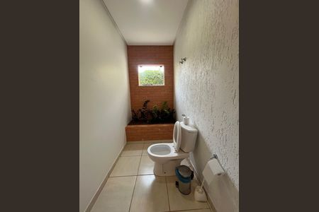 Casa à venda com 700m², 6 quartos e 2 vagas Casa à venda com 700m², 6 quartos e 2 vagaslavabo sala