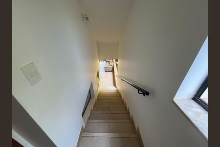 Casa à venda com 700m², 6 quartos e 2 vagas Casa à venda com 700m², 6 quartos e 2 vagasEscritorio 2