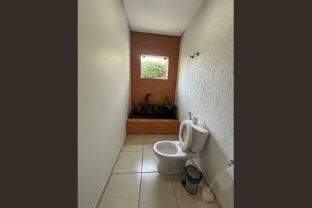 Casa à venda com 700m², 6 quartos e 2 vagas Casa à venda com 700m², 6 quartos e 2 vagaslavabo sala