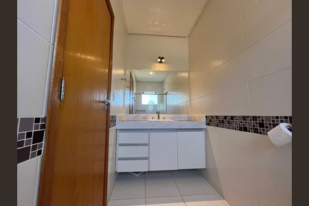Casa à venda com 700m², 6 quartos e 2 vagas Casa à venda com 700m², 6 quartos e 2 vagassuite quarto 2