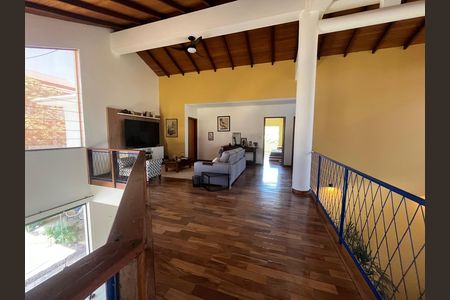 Casa à venda com 700m², 6 quartos e 2 vagas Casa à venda com 700m², 6 quartos e 2 vagasSala 2