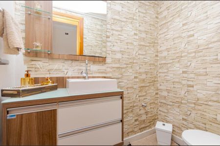 Casa para alugar com 289m², 4 quartos e 3 vagasBanheiro 2