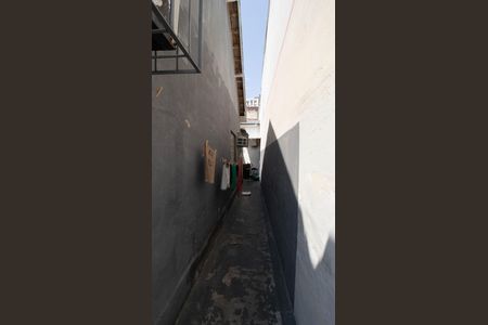 Casa à venda com 700m², 2 quartos e 8 vagas Casa à venda com 700m², 2 quartos e 8 vagasÁrea Externa
