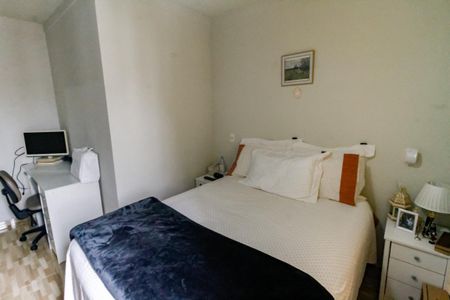 Quarto 2 de apartamento para alugar com 2 quartos, 48m² em Jardim Helga, São Paulo