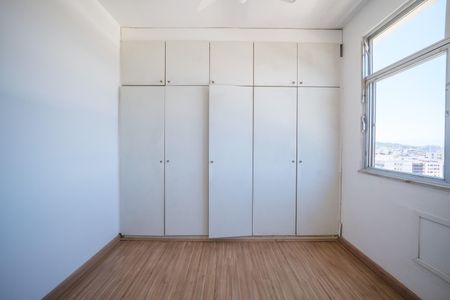 Apartamento à venda com 70m², 2 quartos e 1 vagaQuarto 2