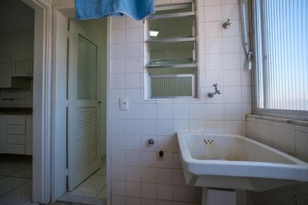 Apartamento à venda com 70m², 2 quartos e 1 vagaÁrea de Serviço