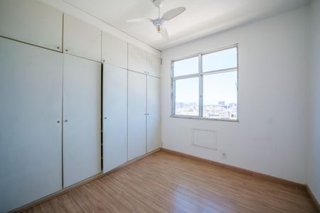 Apartamento à venda com 70m², 2 quartos e 1 vagaQuarto 2