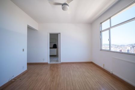 Apartamento à venda com 70m², 2 quartos e 1 vagaSala