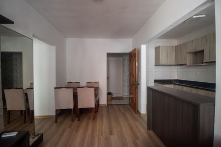 Sala de apartamento à venda com 2 quartos, 48m² em Santa Tereza, Porto Alegre