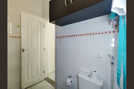 Casa à venda com 232m², 3 quartos e 5 vagas Casa à venda com 232m², 3 quartos e 5 vagasBanheiro da Suíte