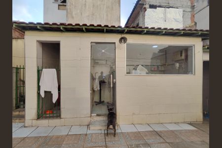 Casa à venda com 232m², 3 quartos e 5 vagas Casa à venda com 232m², 3 quartos e 5 vagasOficina