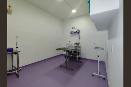 Casa à venda com 232m², 3 quartos e 5 vagas Casa à venda com 232m², 3 quartos e 5 vagasQuarto