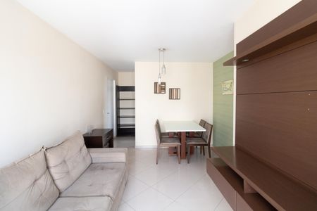 Apartamento para alugar com 60m², 3 quartos e 1 vagaSala