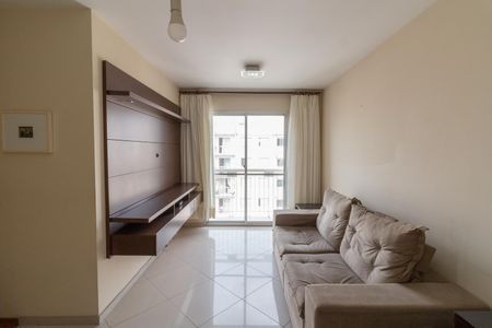 Sala de apartamento para alugar com 3 quartos, 60m² em Jardim das Vertentes, São Paulo