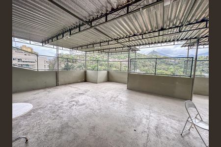 Apartamento à venda com 84m², 2 quartos e 1 vaga