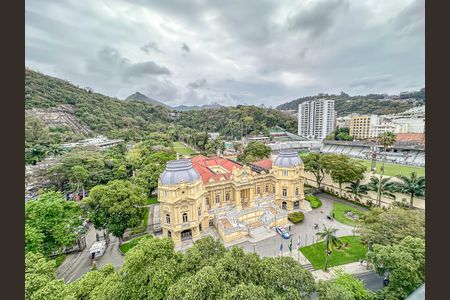 Apartamento à venda com 84m², 2 quartos e 1 vaga