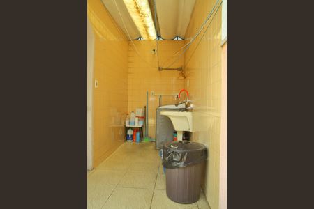 Casa à venda com 200m², 4 quartos e 2 vagasÁrea de Serviço