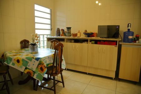 Casa à venda com 200m², 4 quartos e 2 vagasCozinha