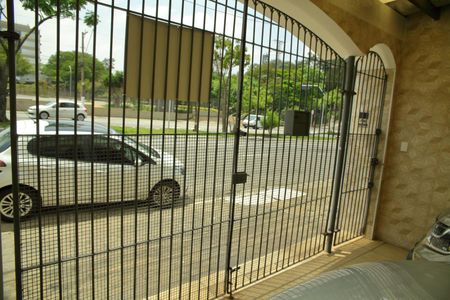 Casa à venda com 200m², 4 quartos e 2 vagasGaragem
