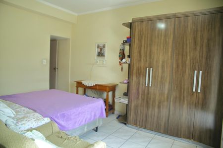 Casa à venda com 200m², 4 quartos e 2 vagasSuíte