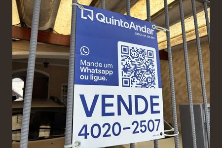 Casa à venda com 200m², 4 quartos e 2 vagas Casa à venda com 200m², 4 quartos e 2 vagasPlaca