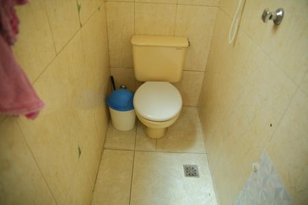 Casa à venda com 200m², 4 quartos e 2 vagasBanheiro de Serviço