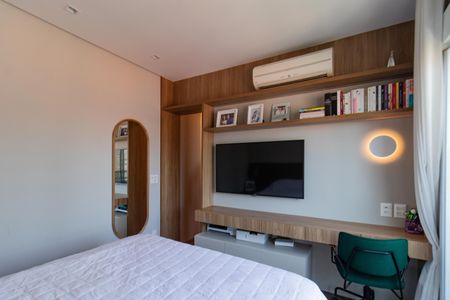 Apartamento à venda com 140m², 3 quartos e 3 vagas Apartamento à venda com 140m², 3 quartos e 3 vagasSuíte 1