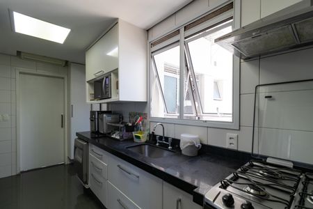Apartamento à venda com 140m², 3 quartos e 3 vagas Apartamento à venda com 140m², 3 quartos e 3 vagasCozinha