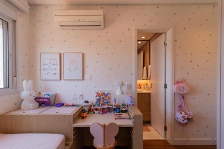 Apartamento à venda com 140m², 3 quartos e 3 vagas Apartamento à venda com 140m², 3 quartos e 3 vagasSuíte 2