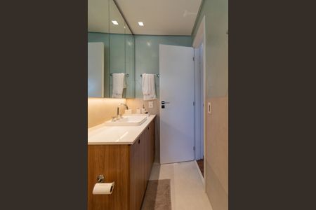 Apartamento à venda com 140m², 3 quartos e 3 vagas Apartamento à venda com 140m², 3 quartos e 3 vagasBanheiro da Suíte 3