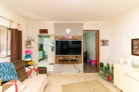 Sala de casa à venda com 6 quartos, 200m² em Parque dos Bancários, São Paulo