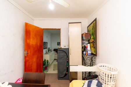 Casa à venda com 200m², 6 quartos e 1 vaga Casa à venda com 200m², 6 quartos e 1 vagaQuarto 1