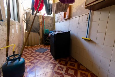 Casa à venda com 200m², 6 quartos e 1 vaga Casa à venda com 200m², 6 quartos e 1 vagaCasa 2 - Área de Serviço