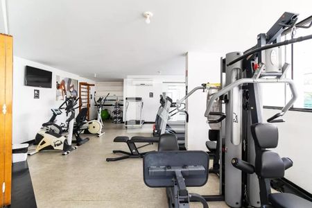 Apartamento à venda com 97m², 3 quartos e 2 vagas Apartamento à venda com 97m², 3 quartos e 2 vagasÁrea comum - Academia