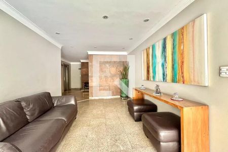 Apartamento à venda com 97m², 3 quartos e 2 vagas Apartamento à venda com 97m², 3 quartos e 2 vagasHall social