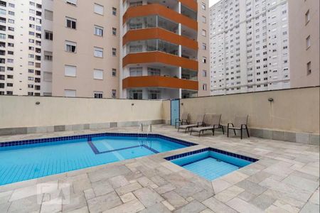 Apartamento à venda com 97m², 3 quartos e 2 vagas Apartamento à venda com 97m², 3 quartos e 2 vagasÁrea comum - Piscina