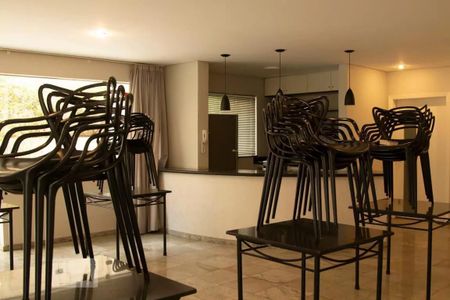 Apartamento à venda com 97m², 3 quartos e 2 vagas Apartamento à venda com 97m², 3 quartos e 2 vagasÁrea comum - Salão de festas