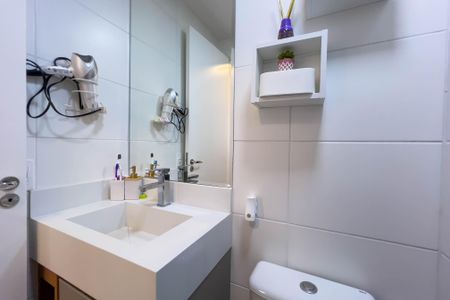 Apartamento para alugar com 33m², 2 quartos e sem vaga Apartamento para alugar com 33m², 2 quartos e sem vagaBanheiro