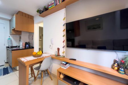 Apartamento para alugar com 33m², 2 quartos e sem vaga Apartamento para alugar com 33m², 2 quartos e sem vagaSala