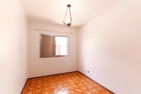Casa para alugar com 270m², 3 quartos e 3 vagas Casa para alugar com 270m², 3 quartos e 3 vagasQuarto 1
